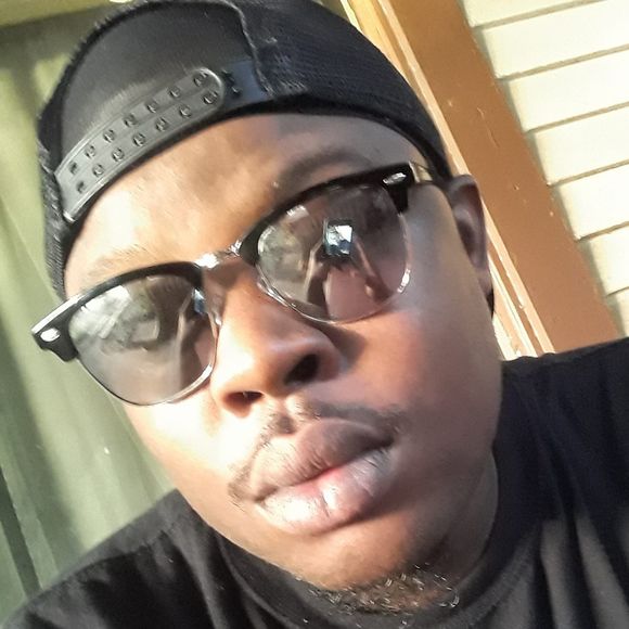 Meet your Posher, Andre - Picture 1 of 1